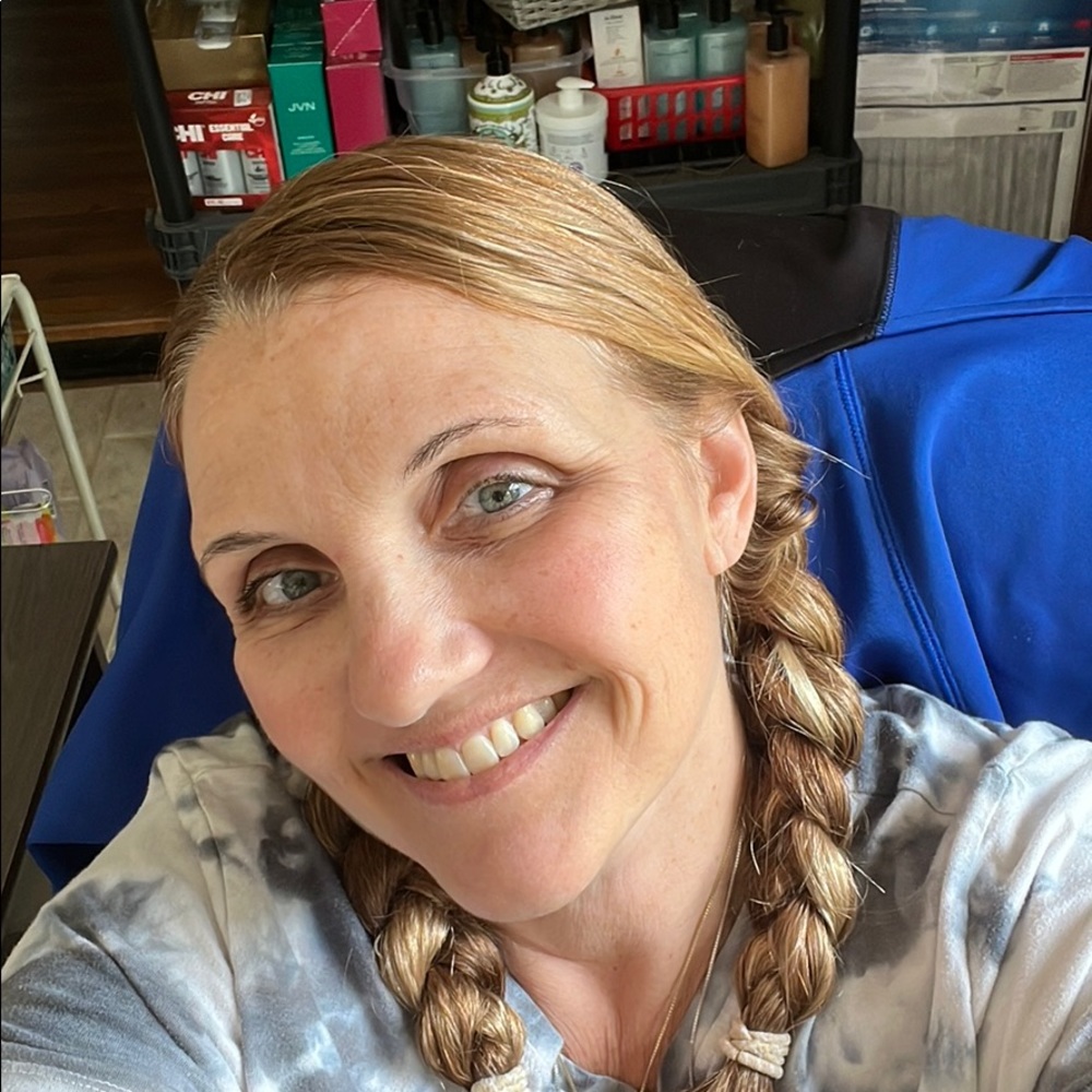Meet your Posher, Wendy